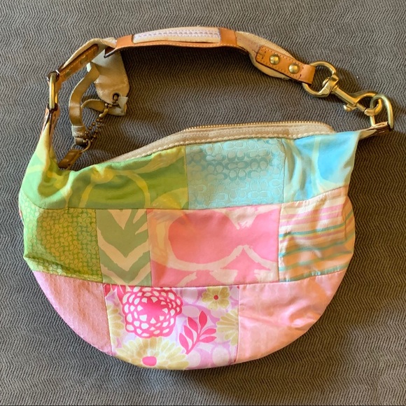 Coach multi color and pattern over the shoulder - Picture 2 of 3